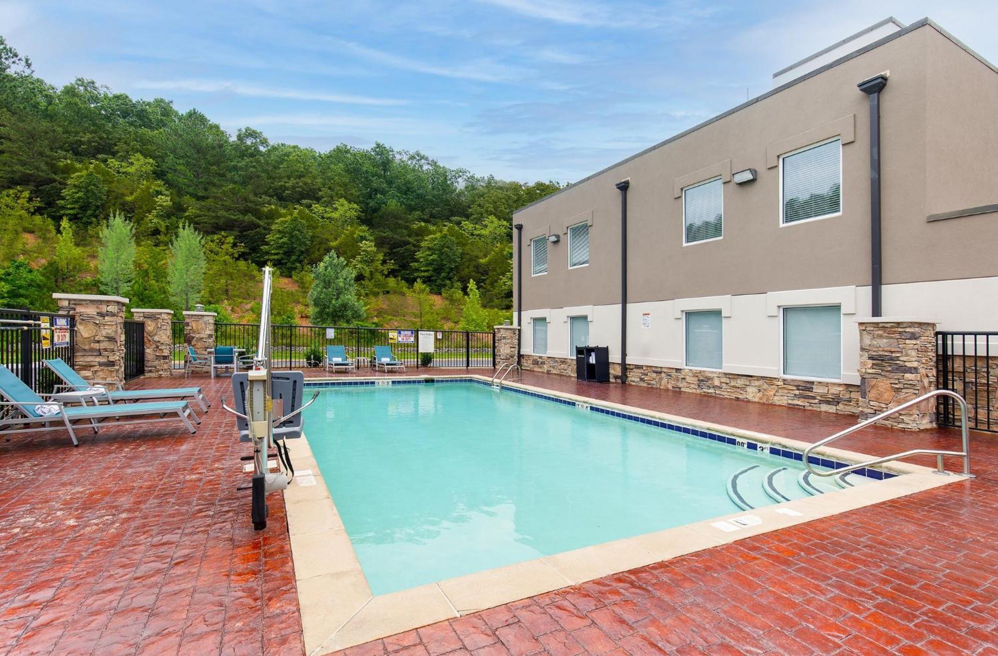 Holiday Inn Express Hurricane Mills Waverly By Ihg Exteriör bild