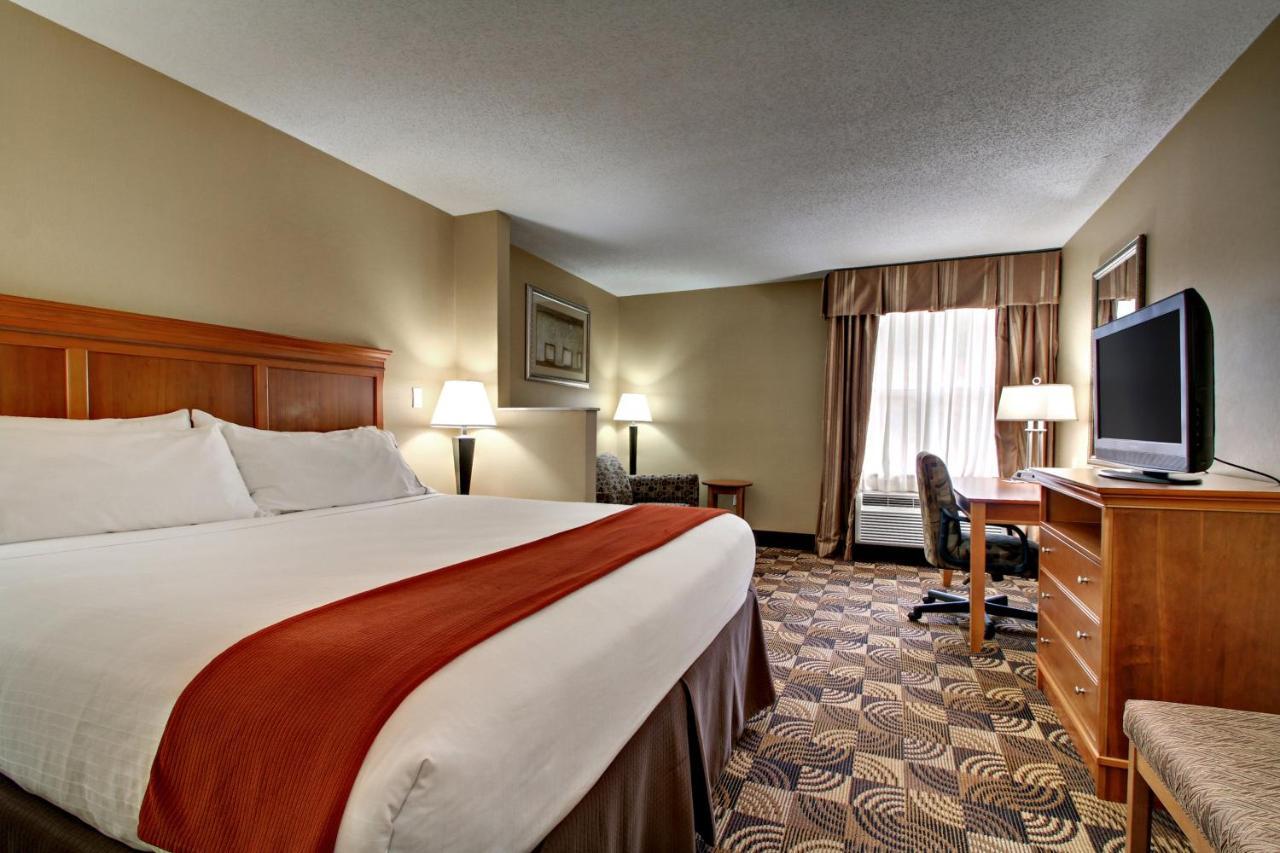 Holiday Inn Express Hurricane Mills Waverly By Ihg Exteriör bild
